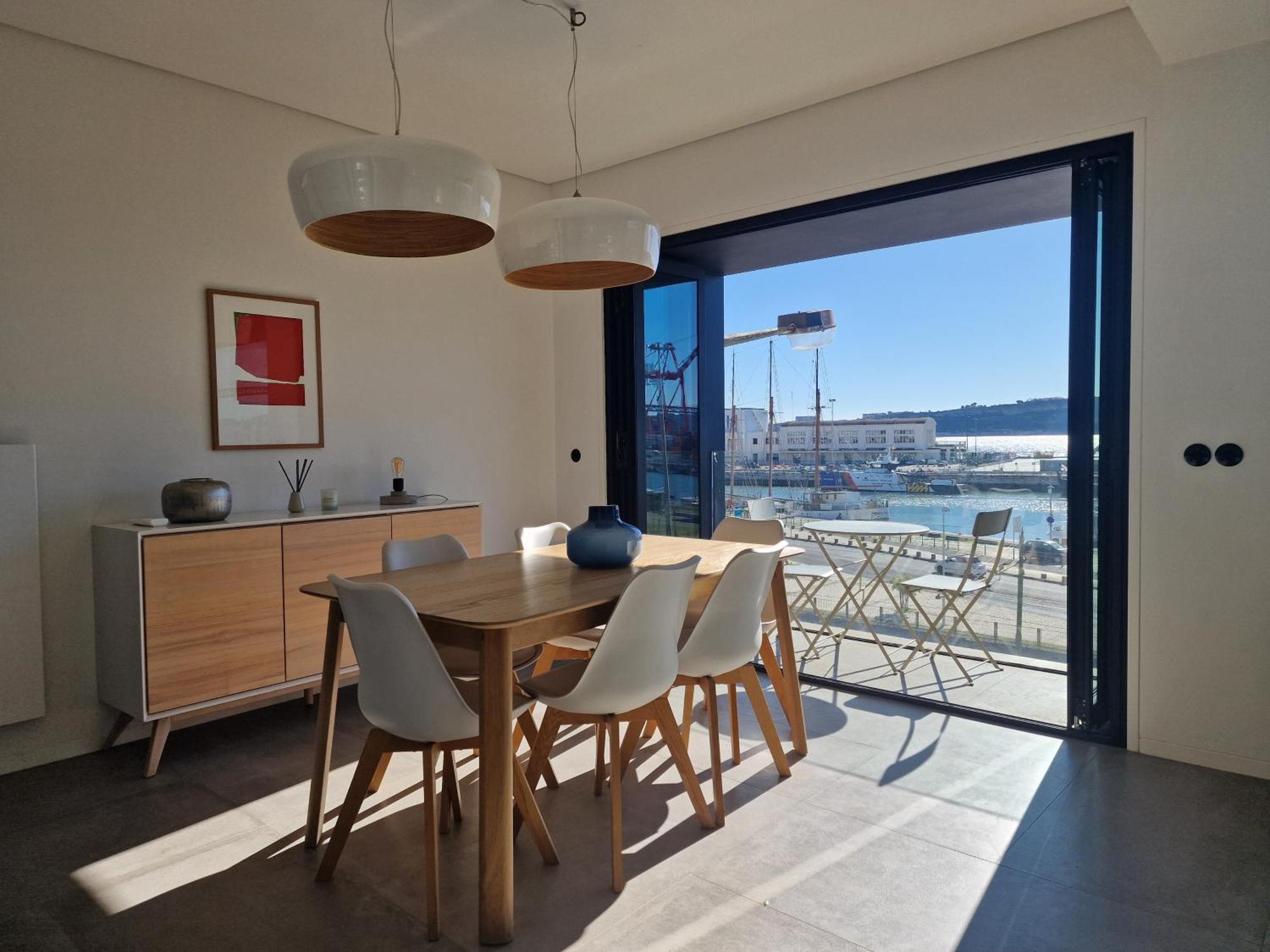 Apartamento Mbird Riverside 2bd Flat With Garage