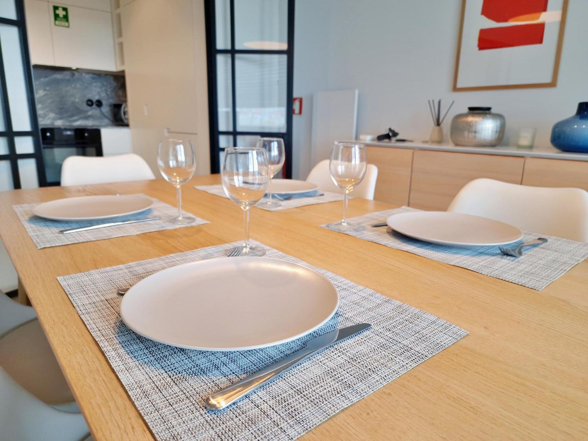 Mbird Riverside 2bd Flat With Garage Apartamento